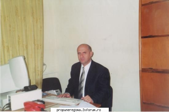 sustin propunerea si consider ca e extrem de moraru,  autorul publicat in flux-ul de vineri 2006